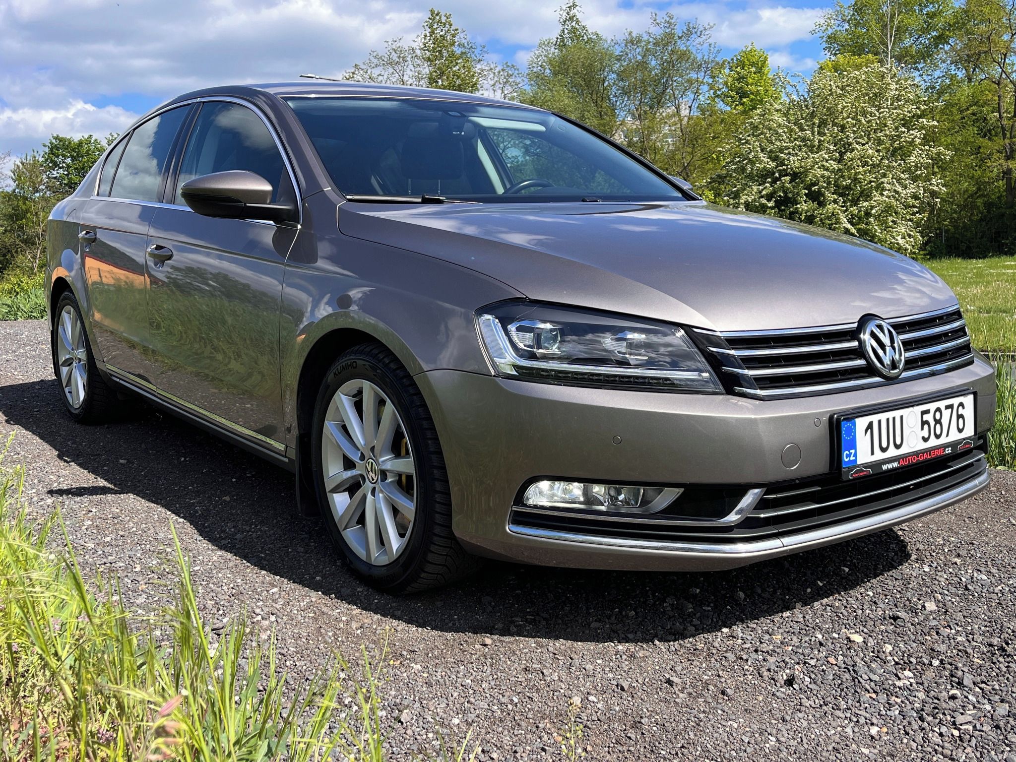 Volkswagen Passat, 3.6 V6, TOP TECHNICKÝ STAV - fotka 3