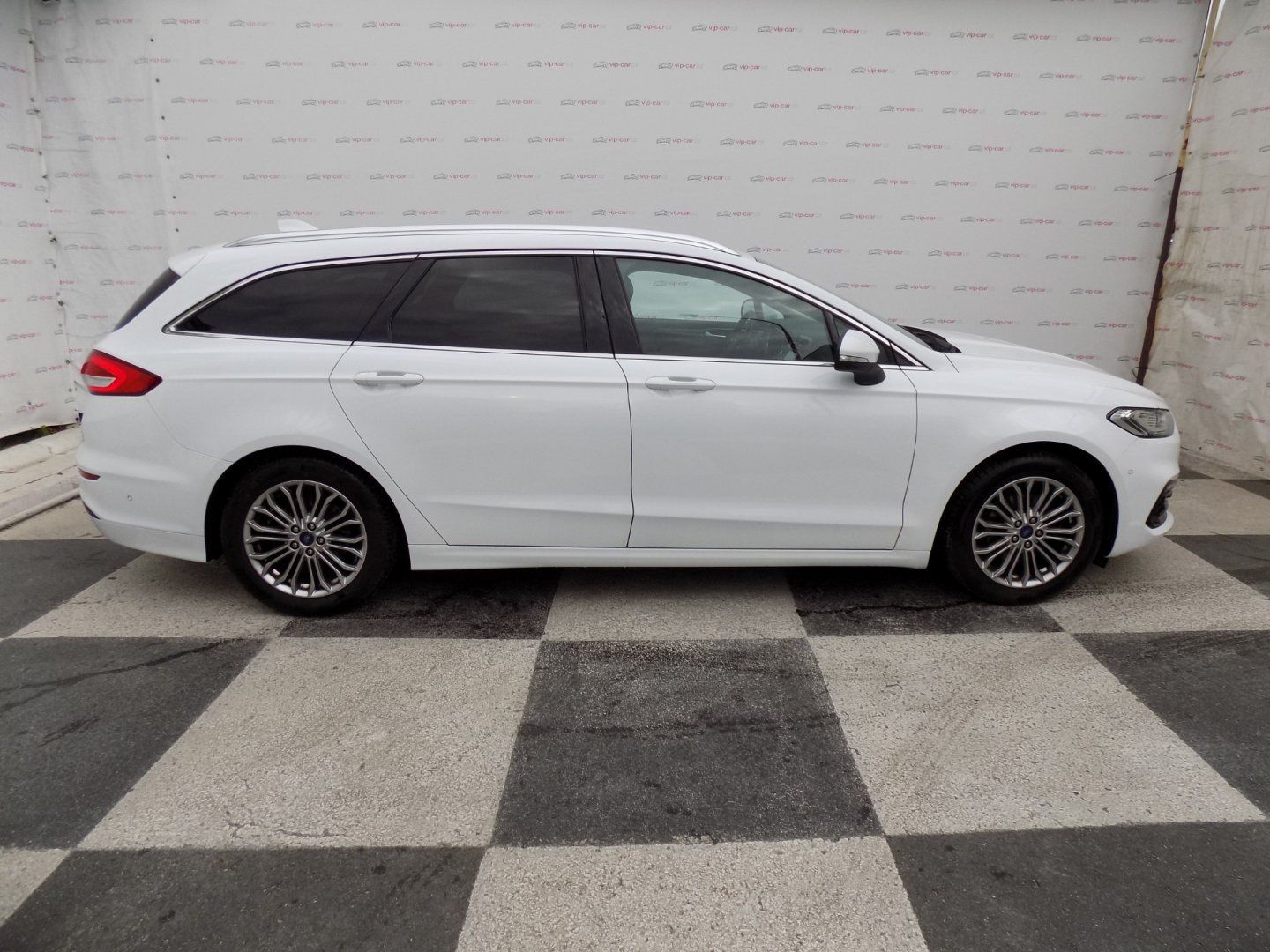 Ford Mondeo, 2.0TDCi/Titanium/Dynamic-LED/ - fotka 6