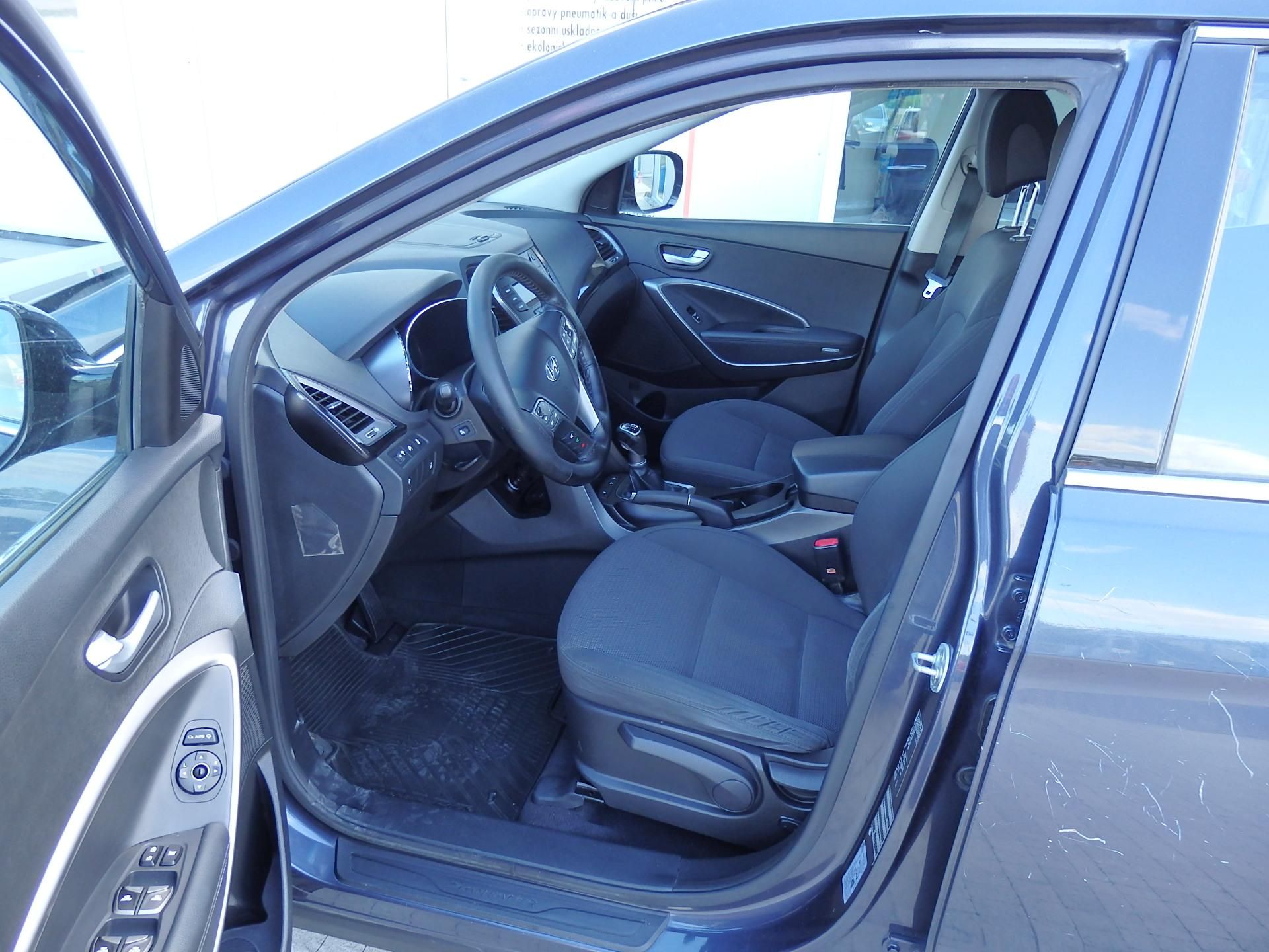 Hyundai Santa Fe, 2.2 CRDi AWD KLIMA, ZÁVĚS - fotka 6
