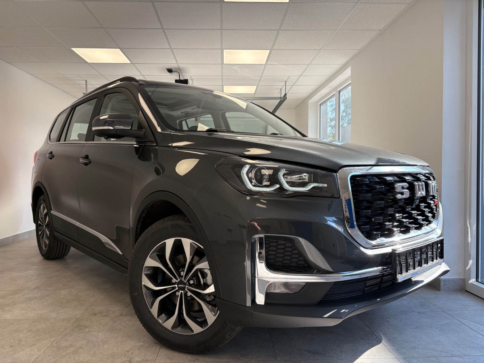 SWM G5 PRO, 1.5i Turbo/7-míst