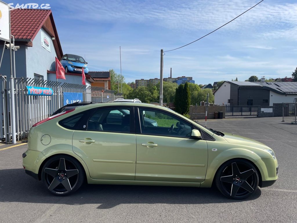 Ford Focus, 1,6 85 KW, GHIA