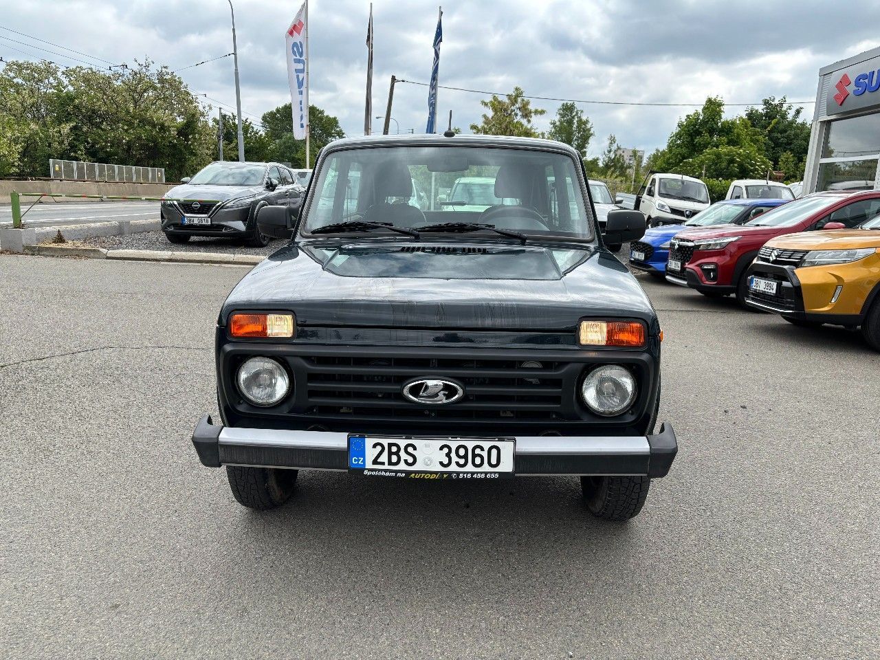 Lada Niva, 4x4 s klimatizací, LPG, tažné - fotka 2