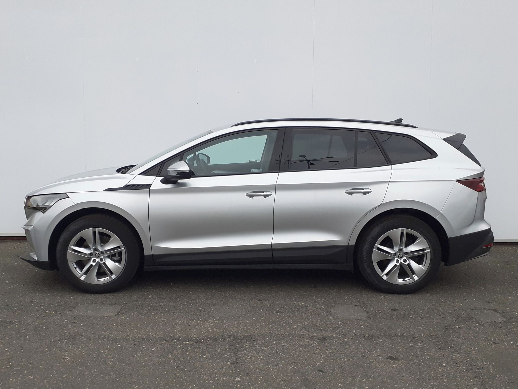Škoda Enyaq, 50 55 kWh 125 kW Tour - fotka 3