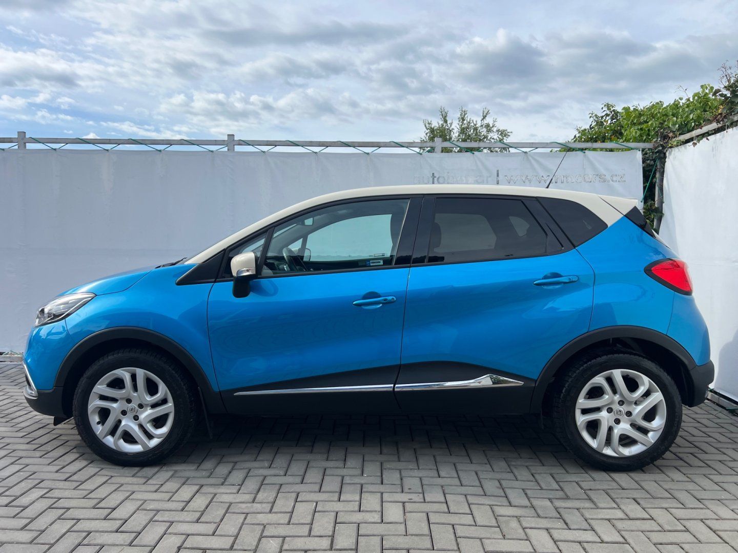 Renault Captur, 1.2 87kW*2.Maj.*ČR*NAVI*KAMERA - fotka 3