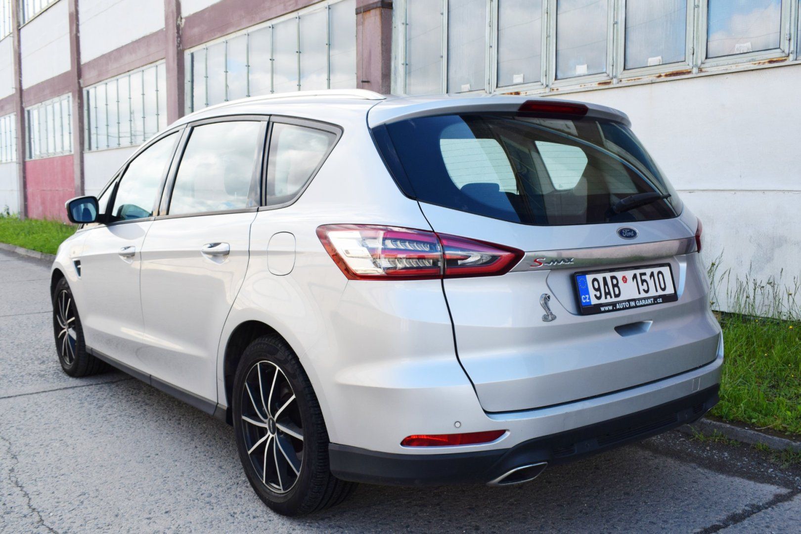 Ford S-MAX, 2.0TDCi 132KW/AUTOMAT/TITANIUM - fotka 4