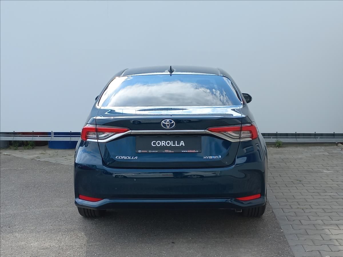 Toyota Corolla, 1.8 Hybrid e-CVT 140k  SD Exec - fotka 6