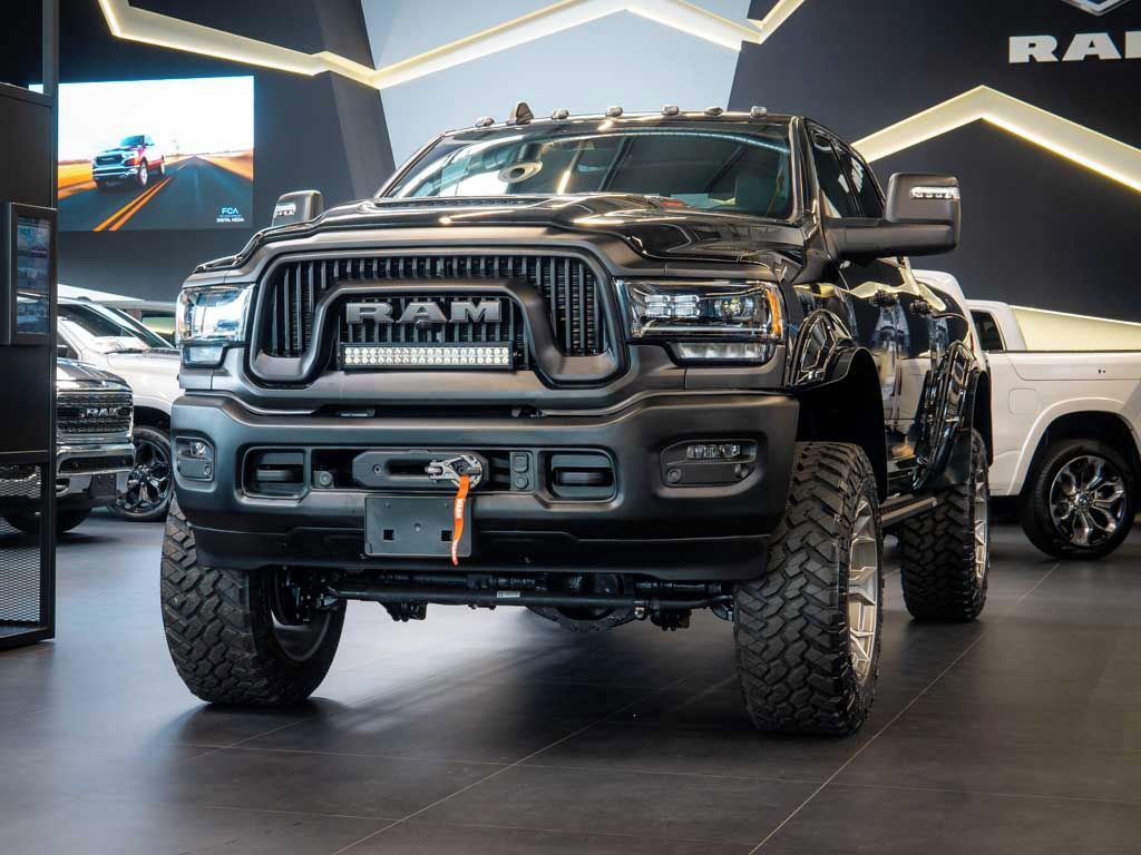Dodge Ram, 6.4 2500 Power Wagon 4" Lift