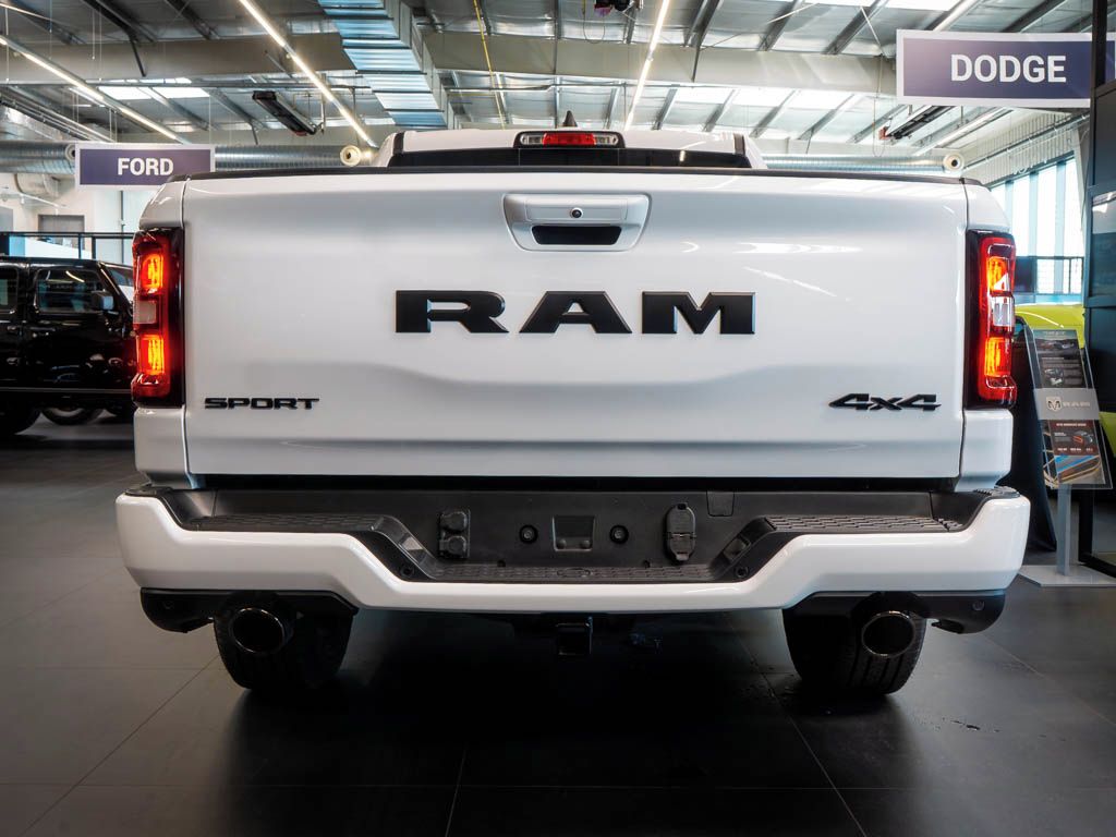 Dodge Ram, 3.0 Sport 2025 VZDUCH, 20Alu - fotka 4