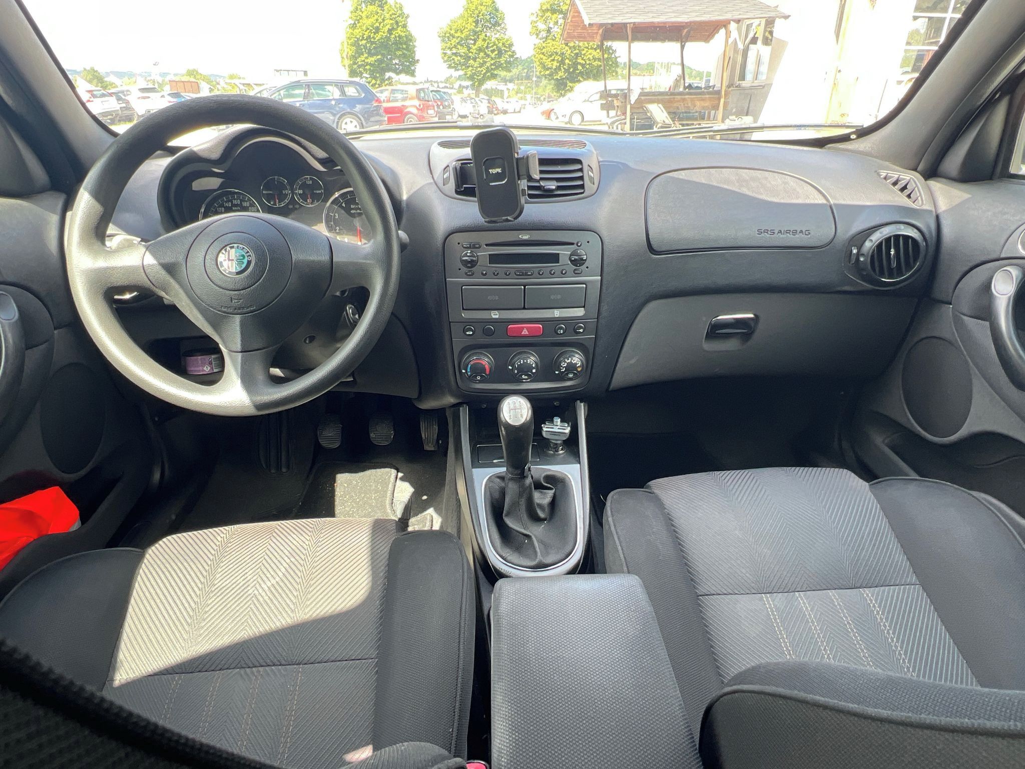 Alfa Romeo 147, 1,6 16 V - fotka 6