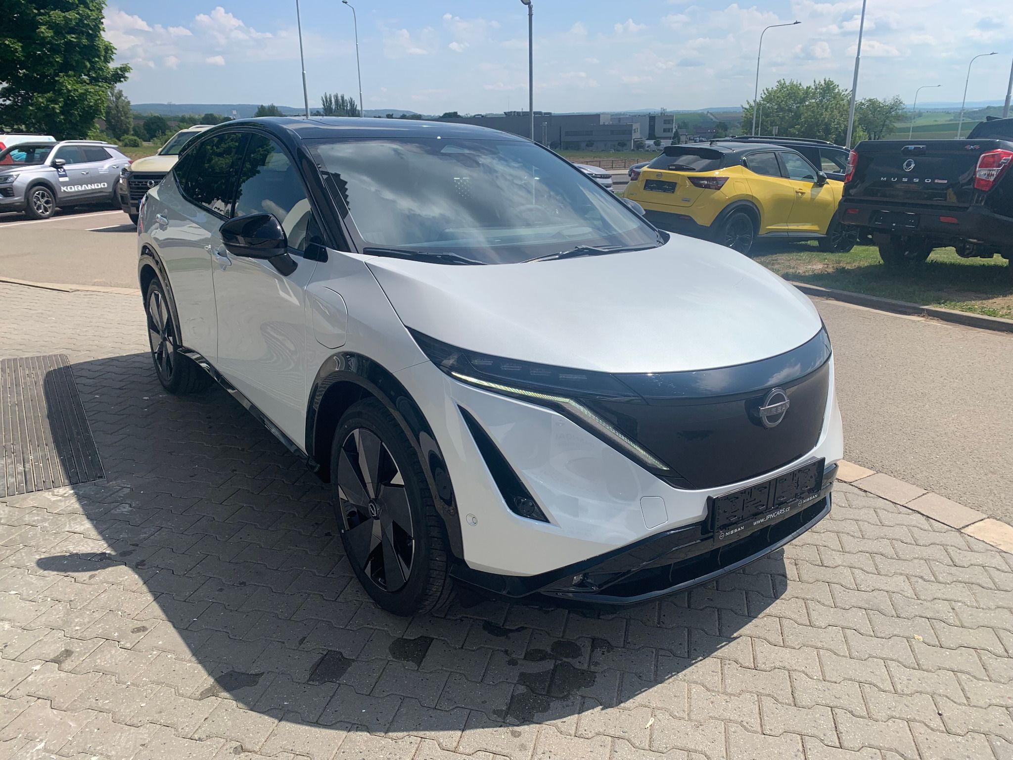 Nissan Ariya, EVOLVE 87kWH e-40RCE + Nappa - fotka 3
