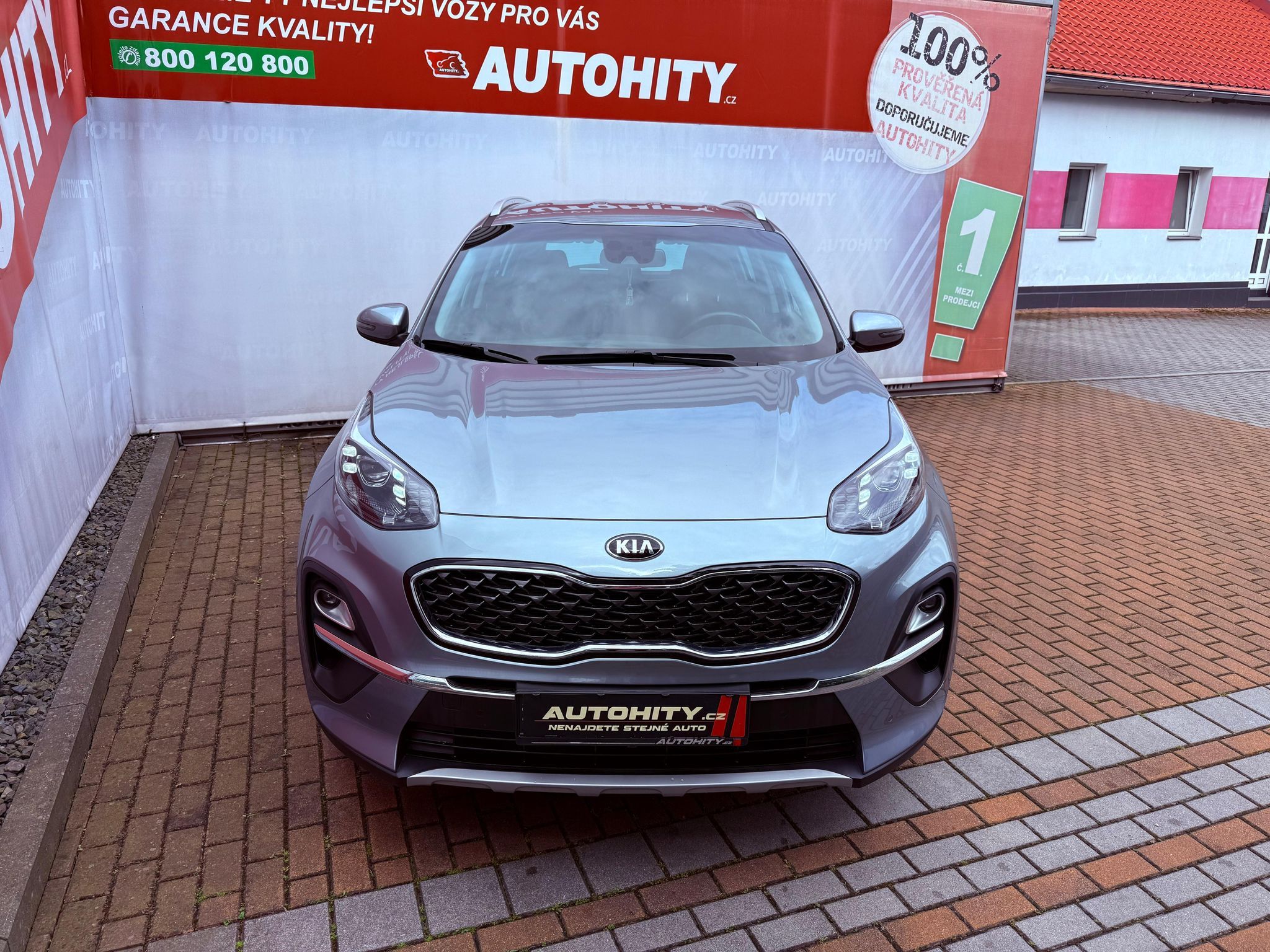 Kia Sportage, 1.6 CRDi Exclusiv, ČR, 51 tkm - fotka 2
