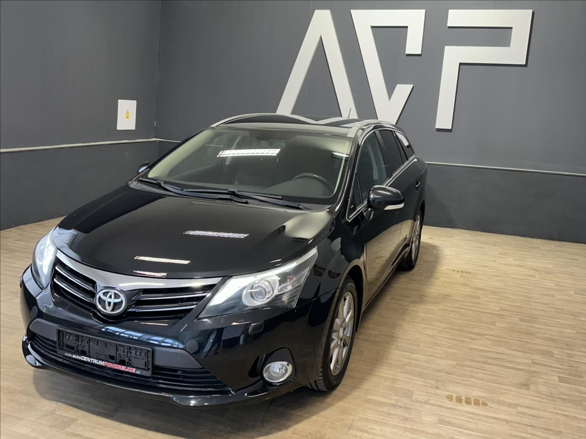 Toyota Avensis, 2,0D-4D*ČR*Výhřev*LEd*TZ*