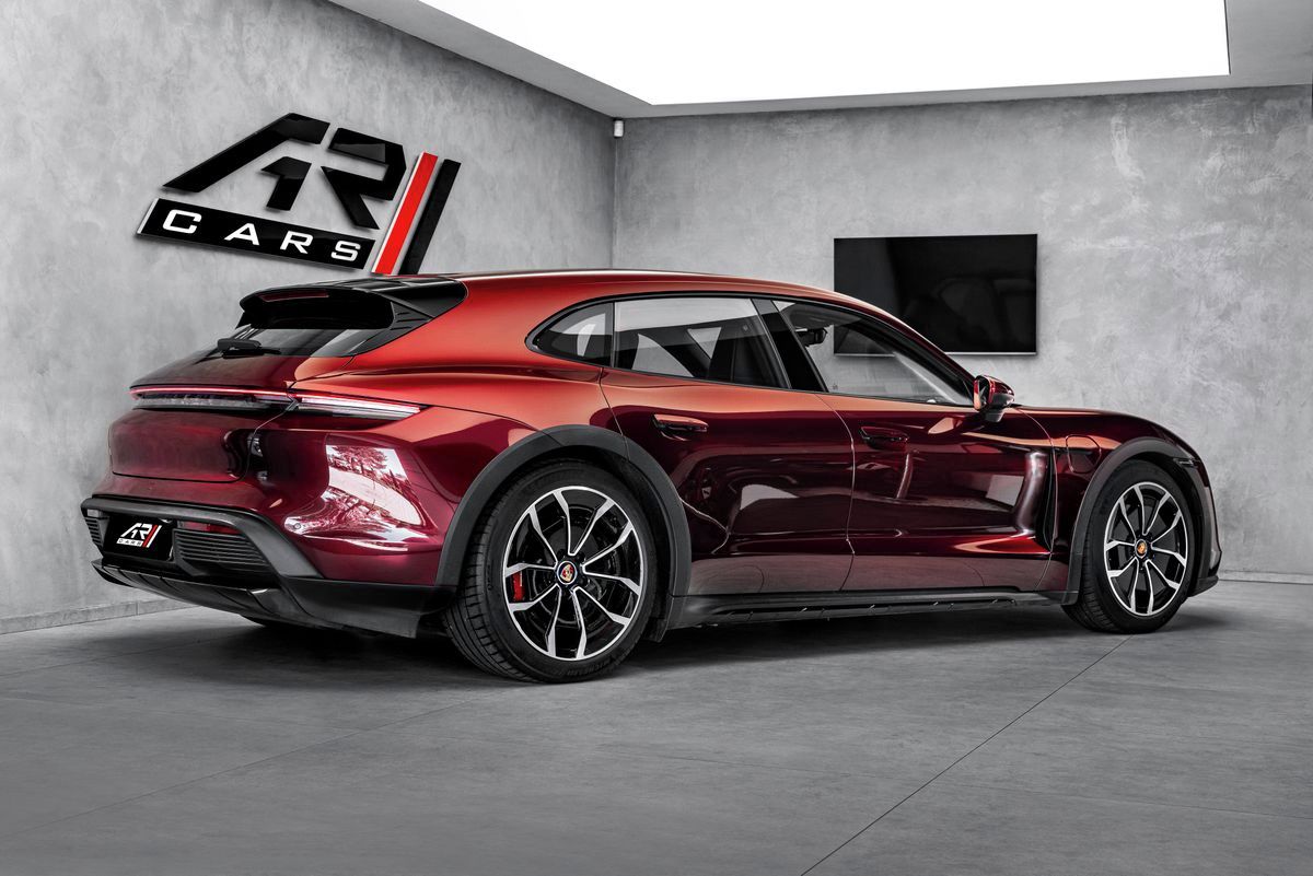 Porsche Taycan, 4S Cross Turismo, cherry red - fotka 4