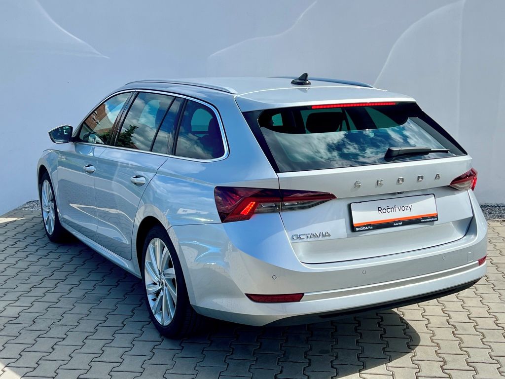 Škoda Octavia, Style 2.0 TDi 110 kW - fotka 3