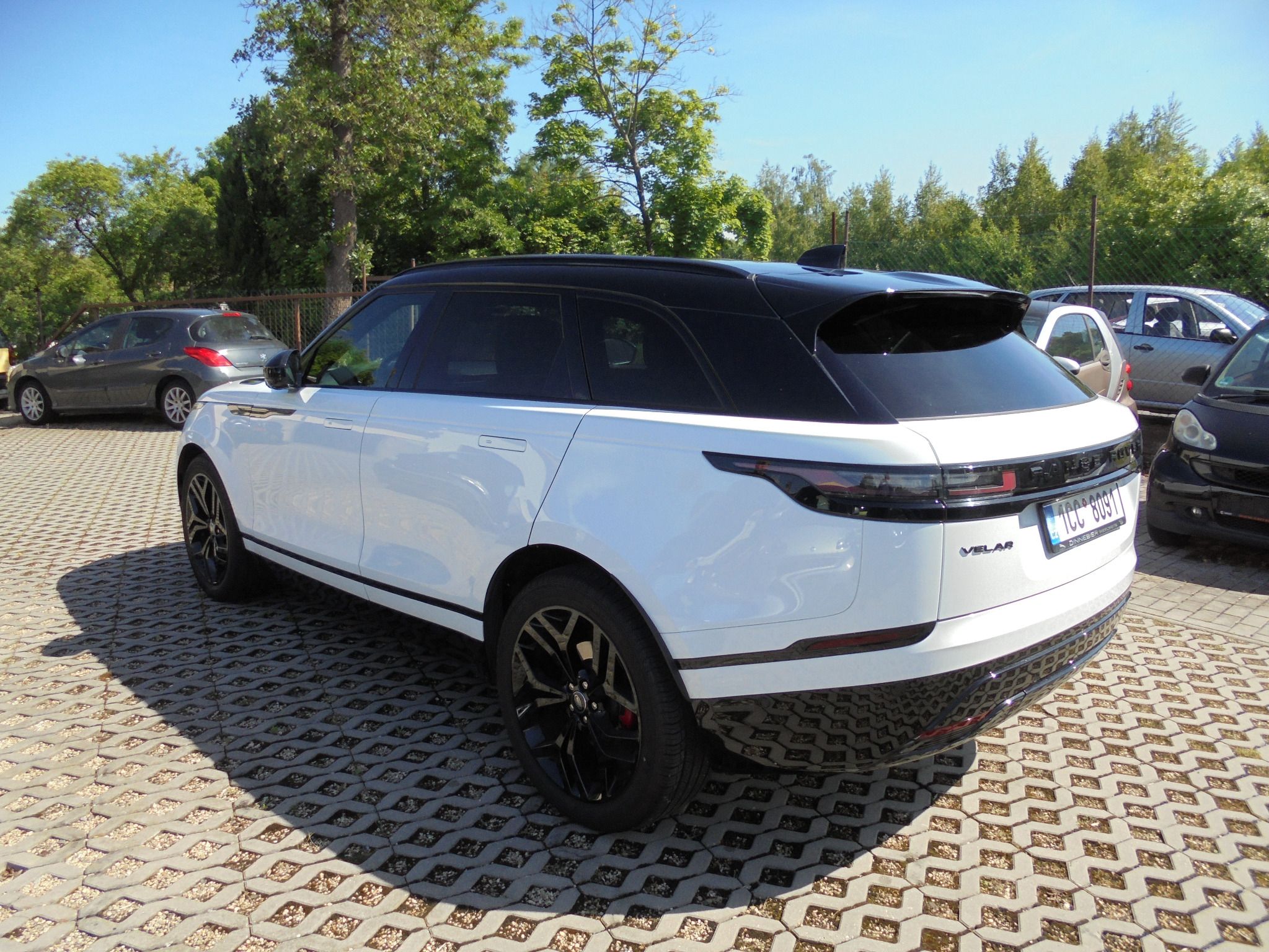 Land Rover Range Rover Velar, D300 Dynamic HSE - fotka 3