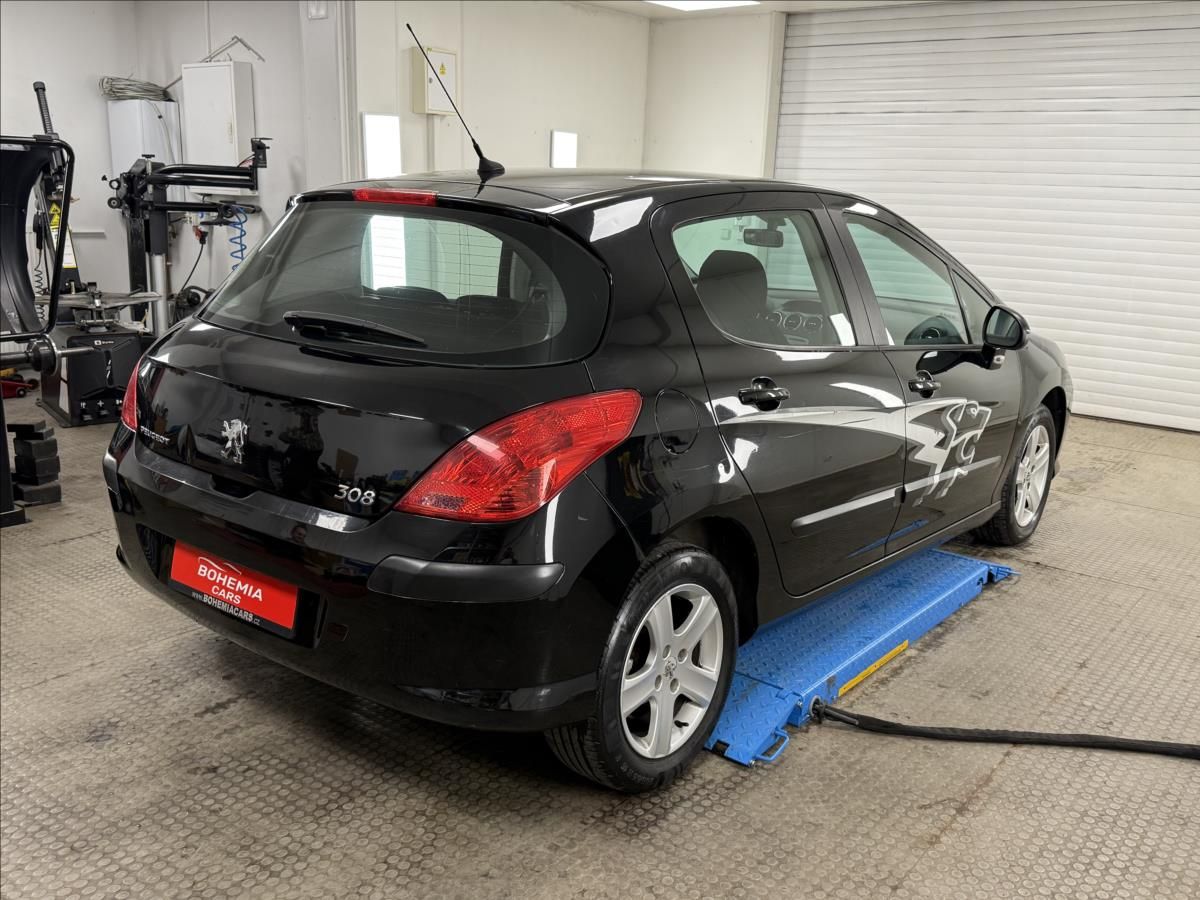 Peugeot 308, 1,4 16V VTi 95 HP Comfort Pack - fotka 6