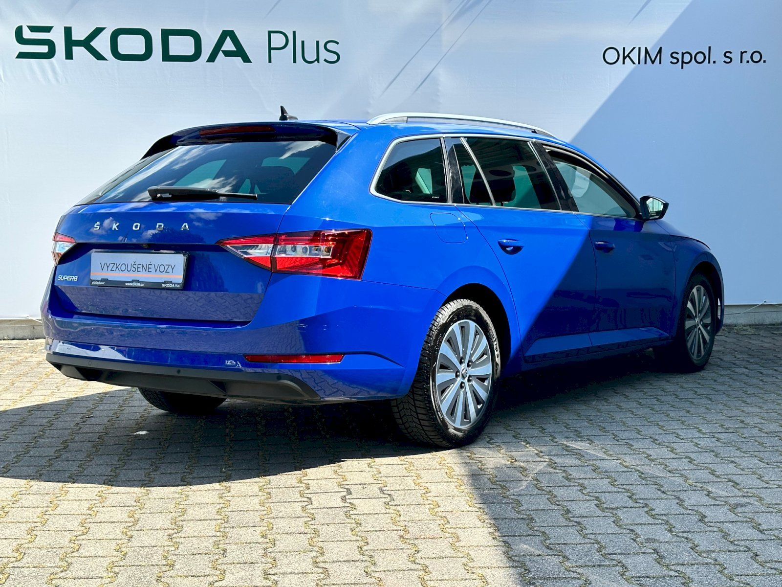 Škoda Superb, 1.5 TSI 110kW ACT Style Combi - fotka 2