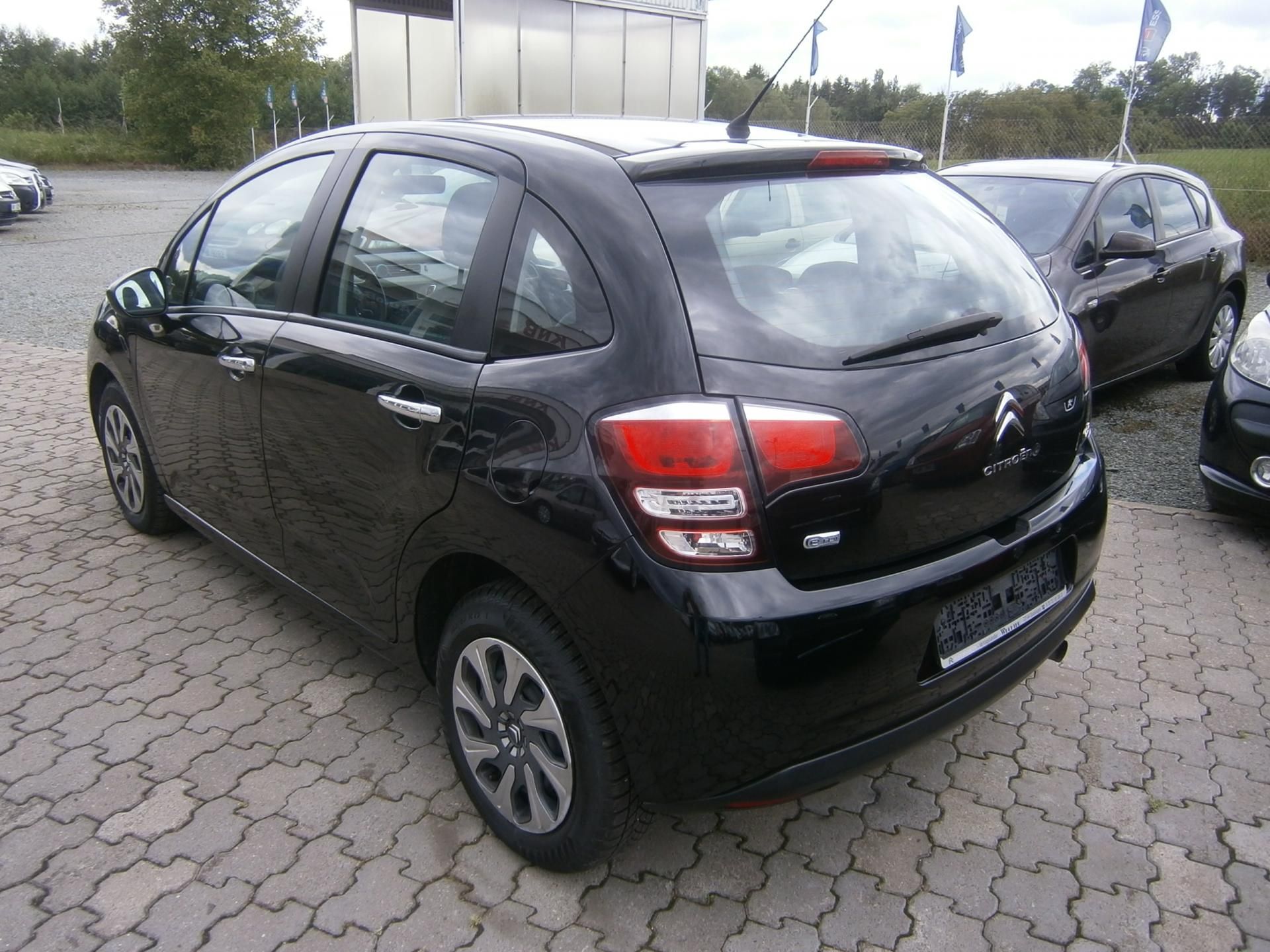 Citroën C3, 1.6HDi,serviska,2x kola - fotka 5