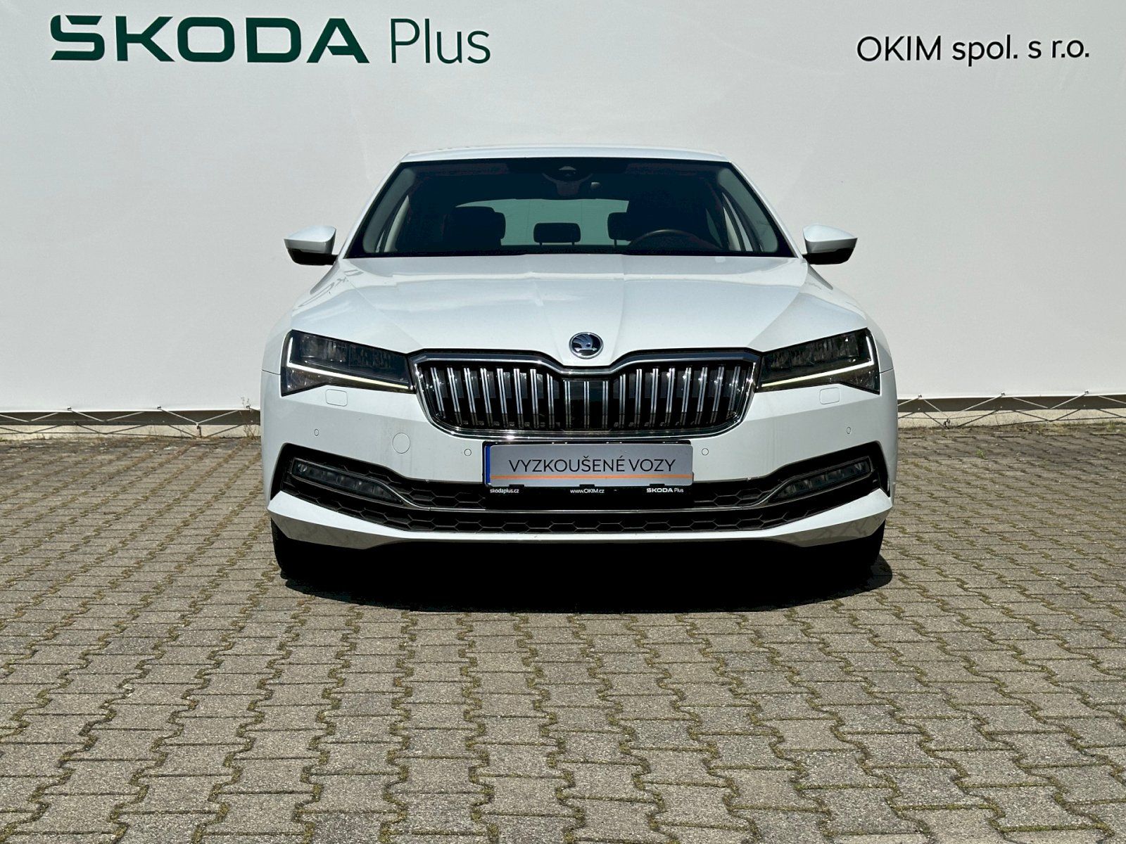 Škoda Superb, 2.0 TDI 140kW Style 4x4 DSG - fotka 4