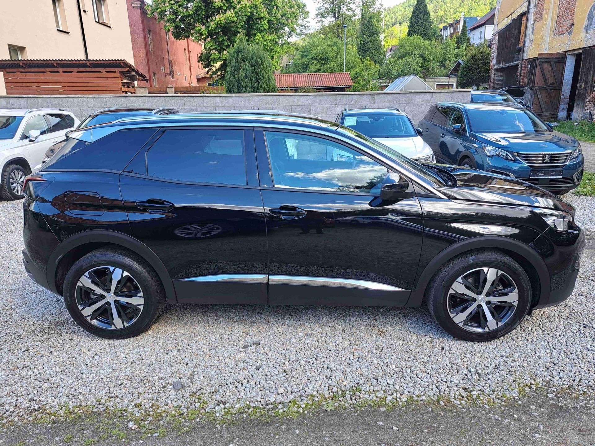 Peugeot 3008, 1,2PT EAT8 LED ALU kamera NAVI - fotka 2