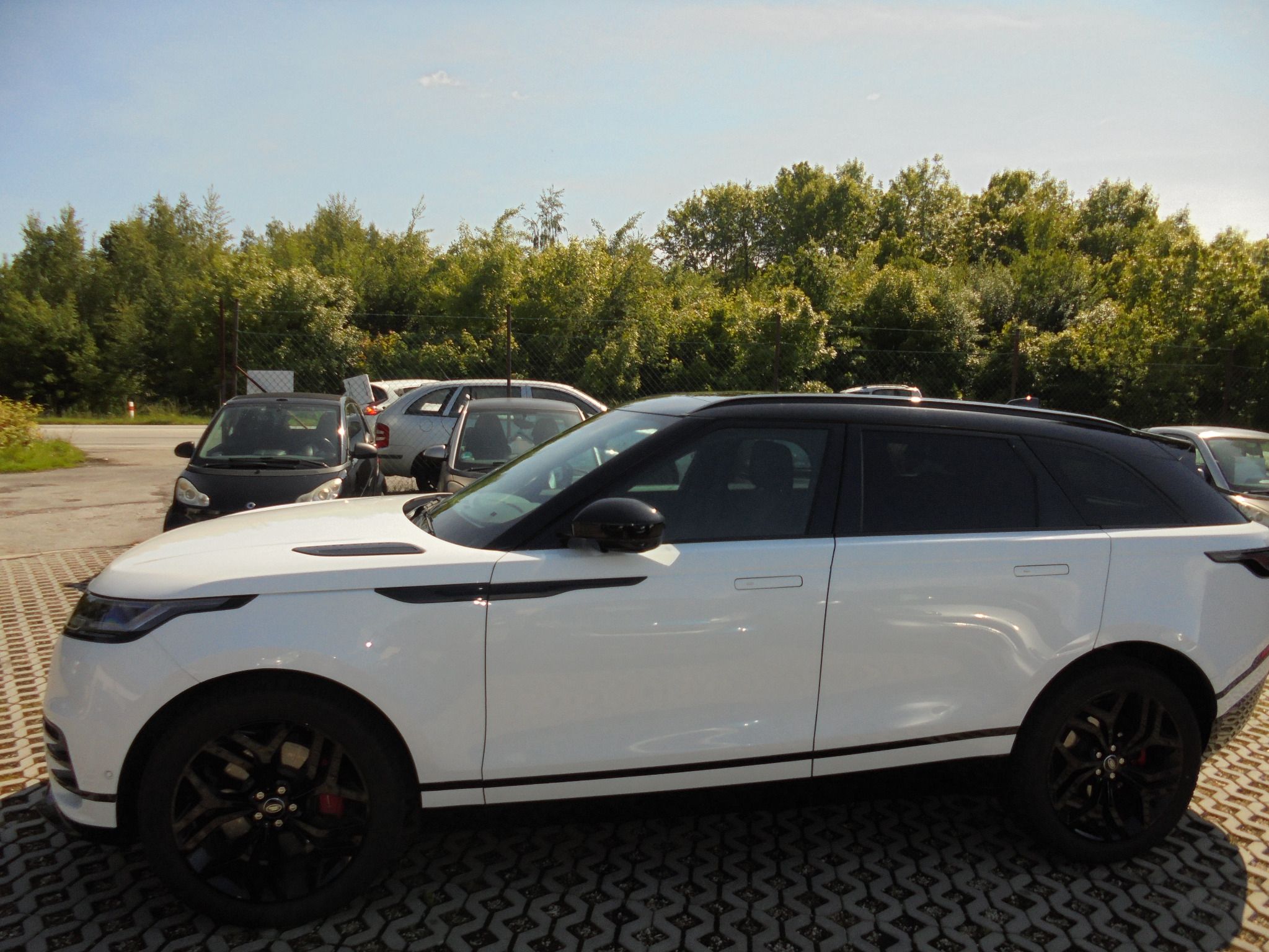 Land Rover Range Rover Velar, D300 Dynamic HSE - fotka 2
