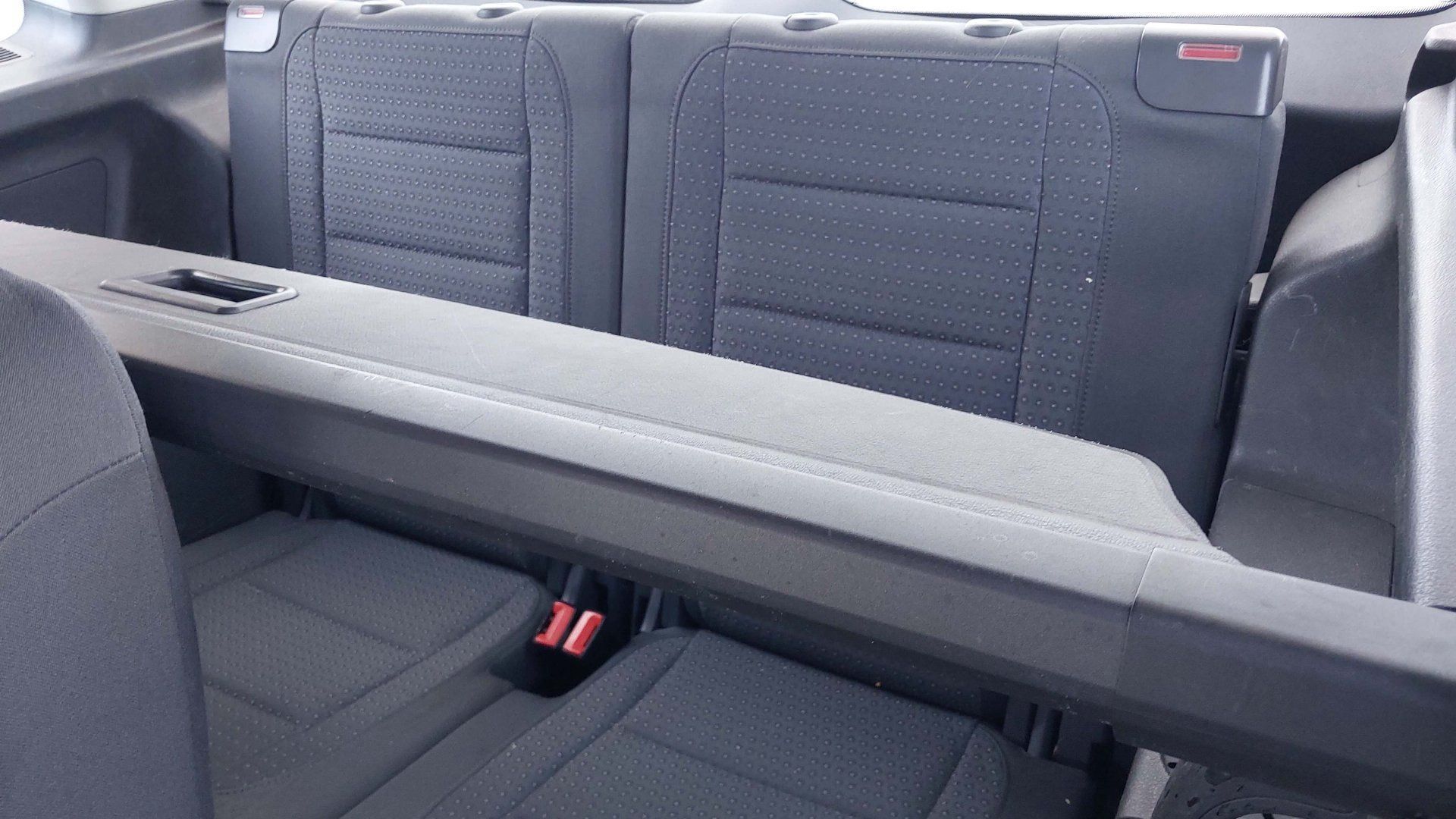 Volkswagen Touran, 1.9 Tdi 74 KW 7-MÍST 213tis km - fotka 3