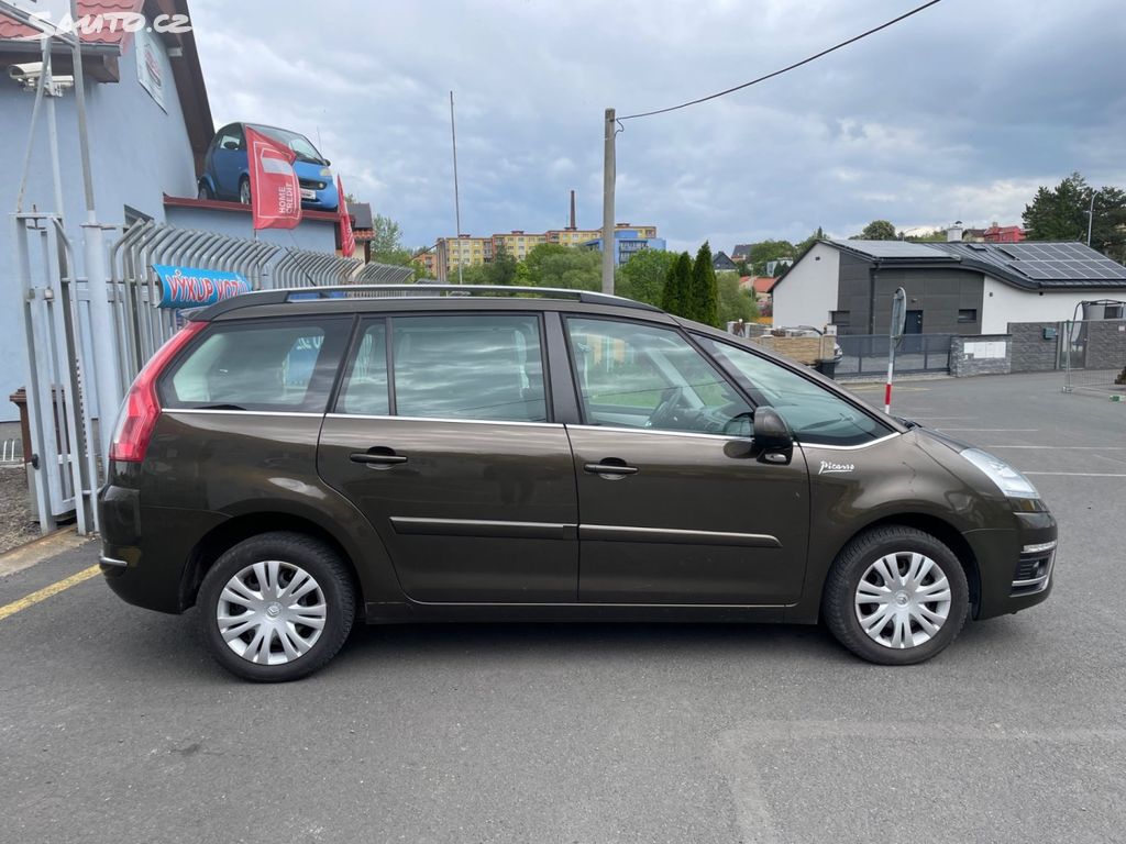 Citroën C4 Picasso, 1,6 88 kW, 7MÍST, SERVISKA