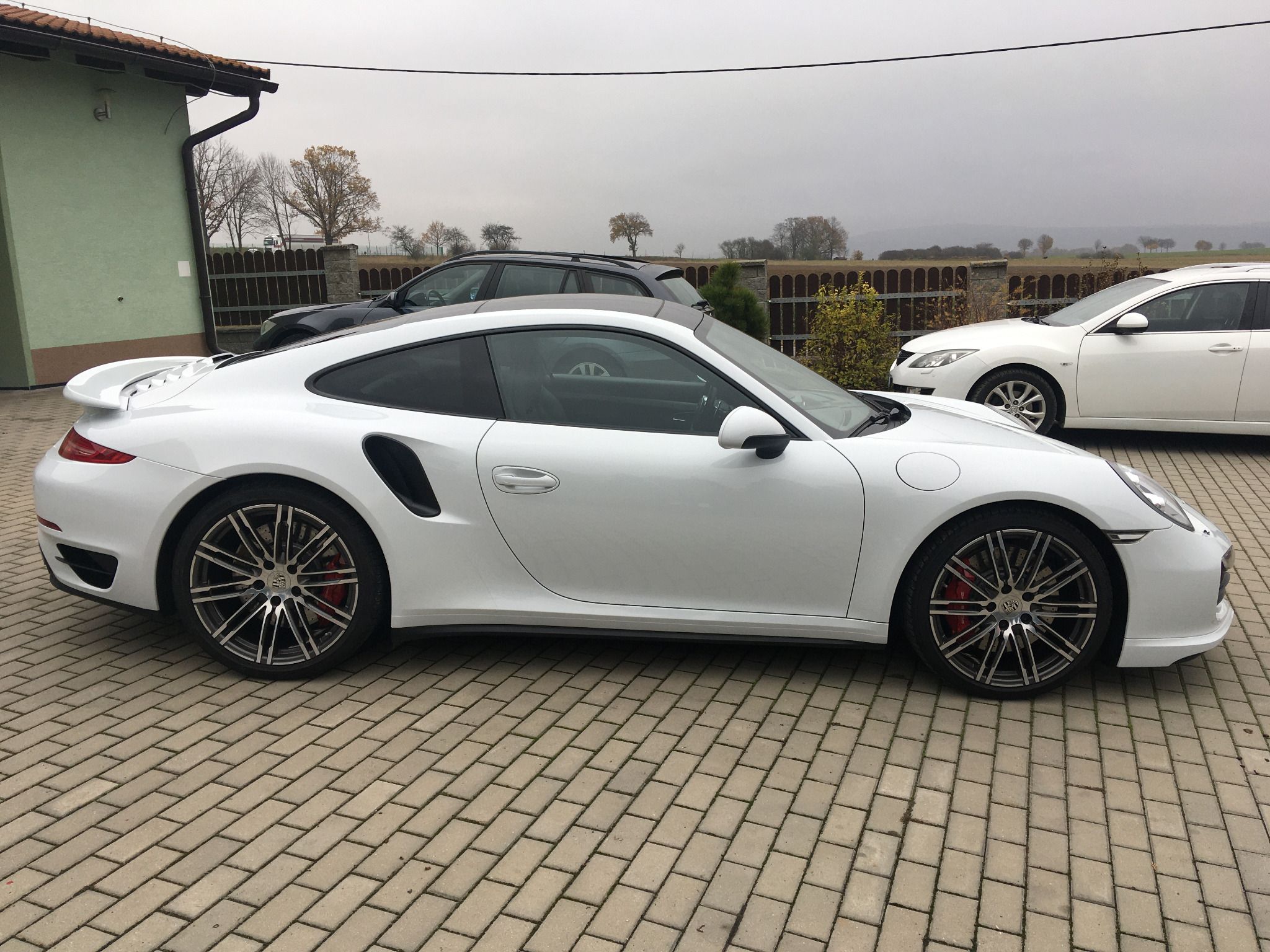 Porsche 911, 911 Turbo BOSE PANO Serviska - fotka 4