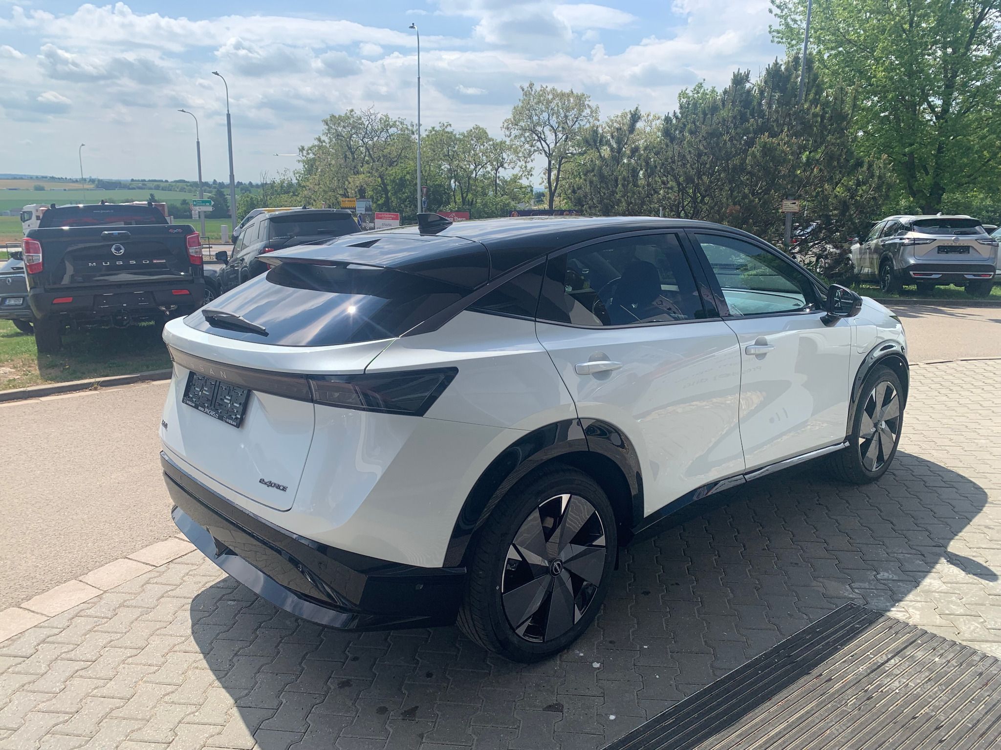 Nissan Ariya, EVOLVE 87kWH e-40RCE + Nappa - fotka 5