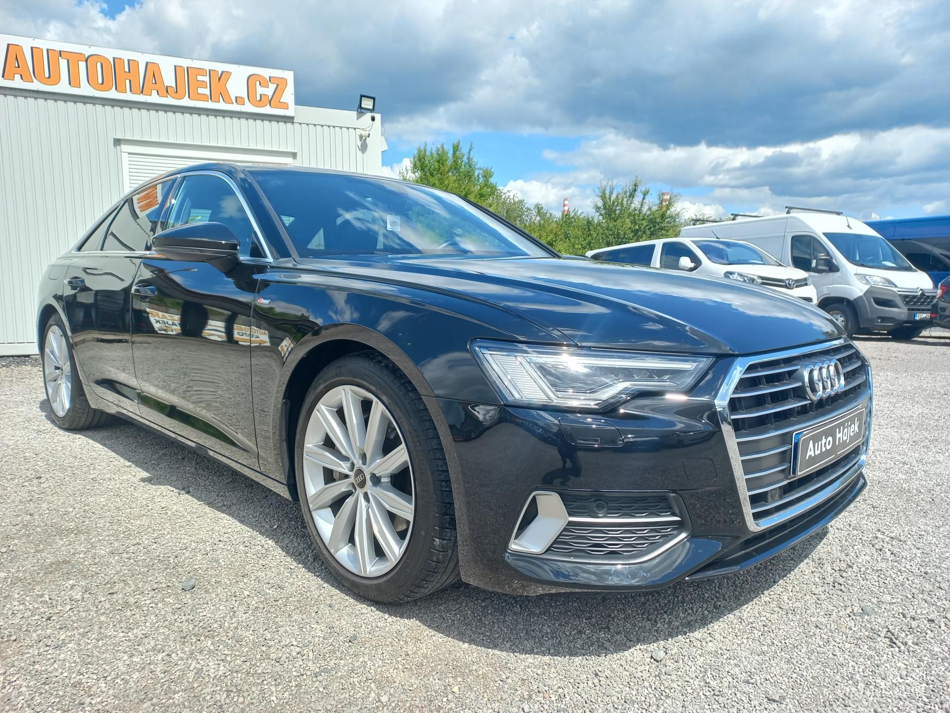 Audi A6, 45 180kW AT S-line ČR DPH - fotka 2