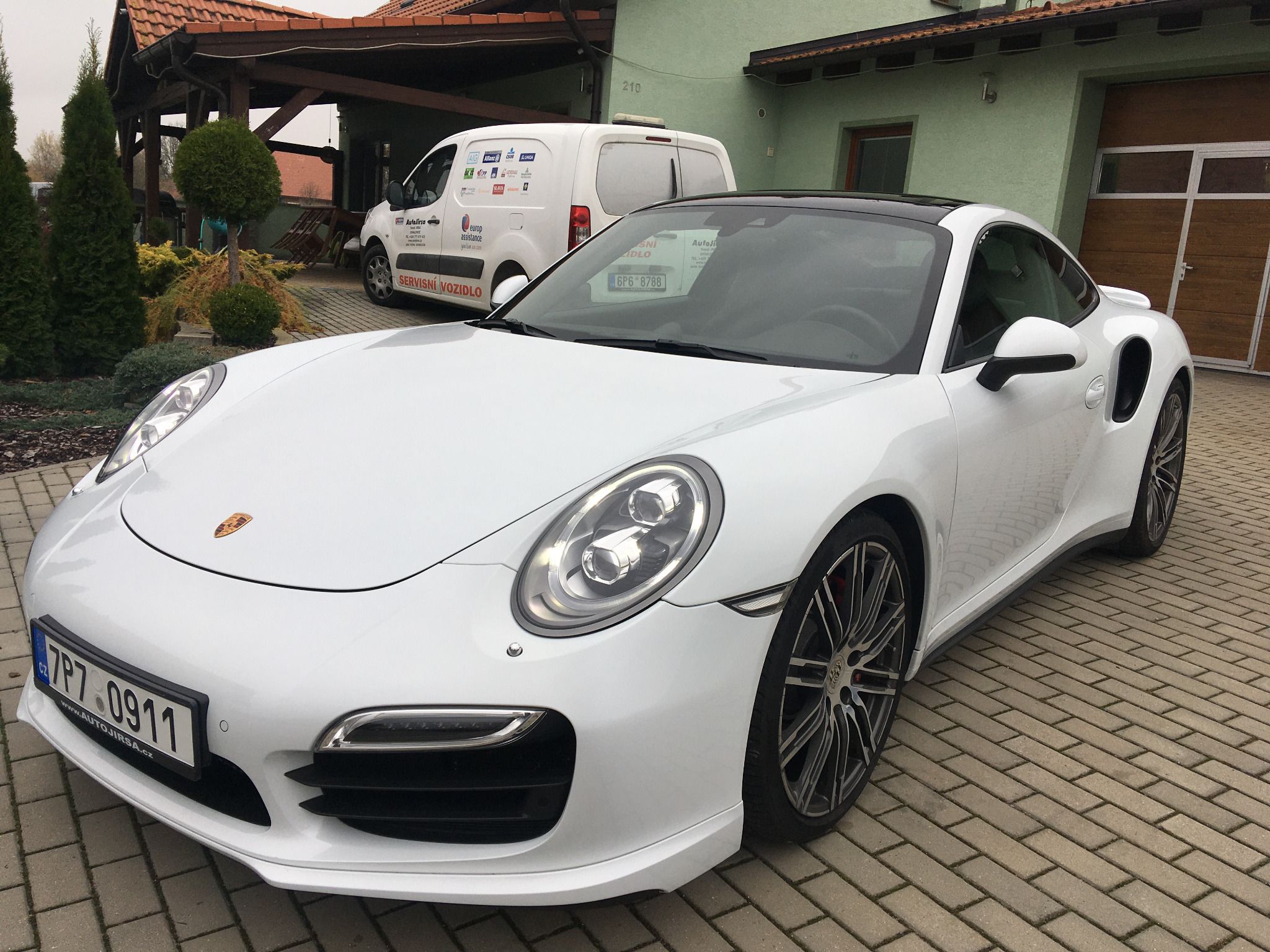 Porsche 911, 911 Turbo BOSE PANO Serviska