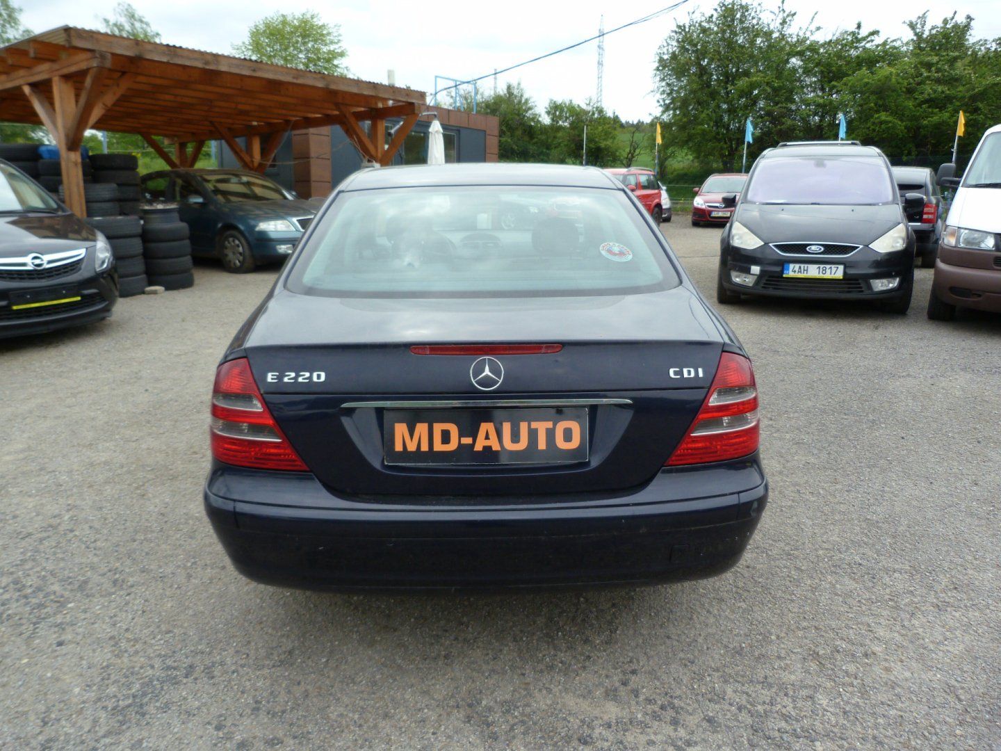 Mercedes-Benz Třídy E, CDI - fotka 6