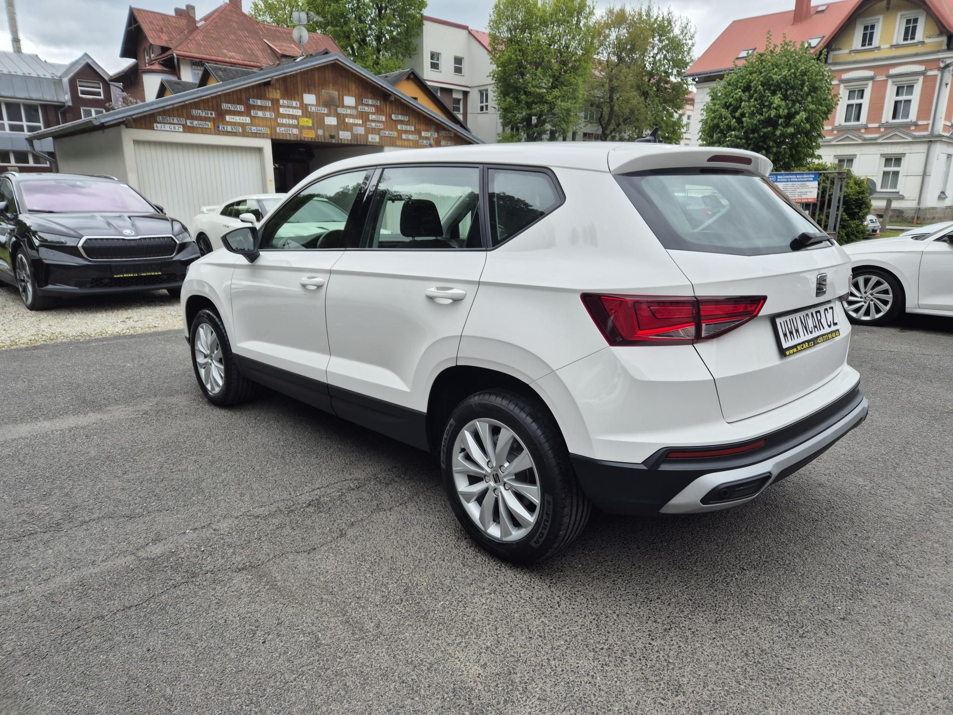 Seat Ateca, 2,0TDi,110kw,DSG,17ALU,WEBASTO - fotka 4
