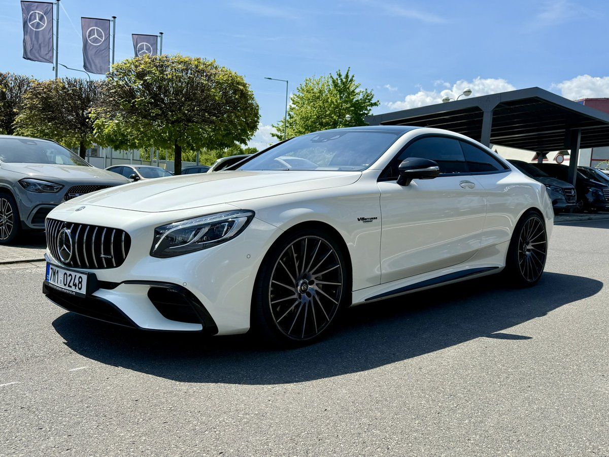 Mercedes-Benz Třídy S, 500 4MATIC kupé - fotka 4