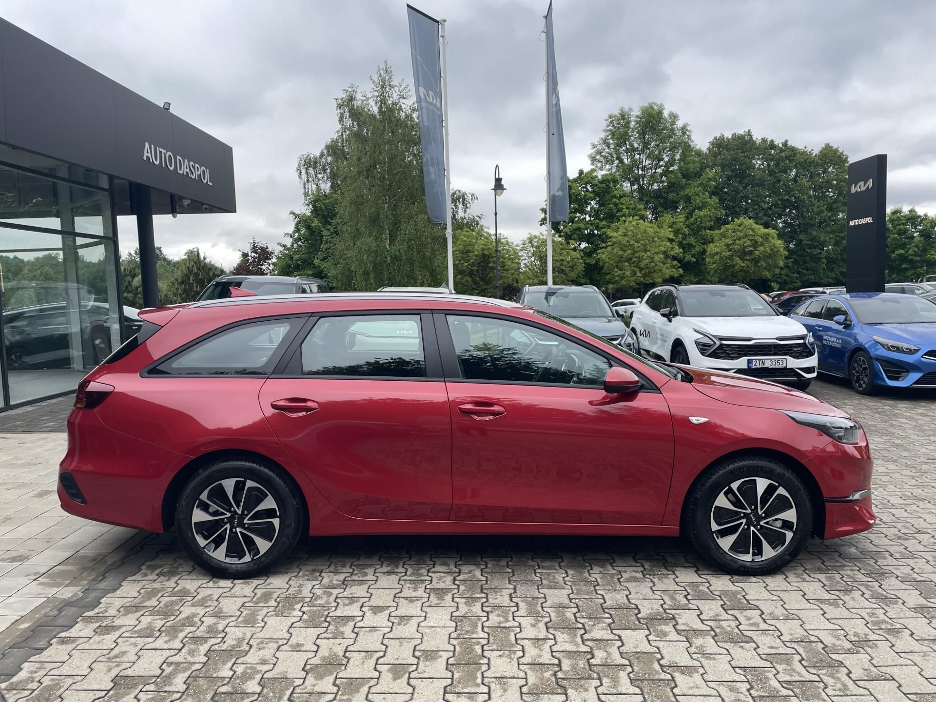 Kia Cee´d, SW  *BLACK FRIDAY*  7DCT SPIN - fotka 2