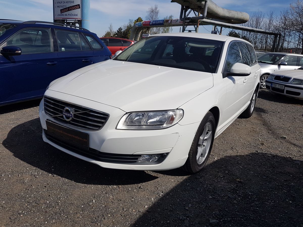 Volvo V70, 2.0D NAVI EL. KUFR - fotka 3