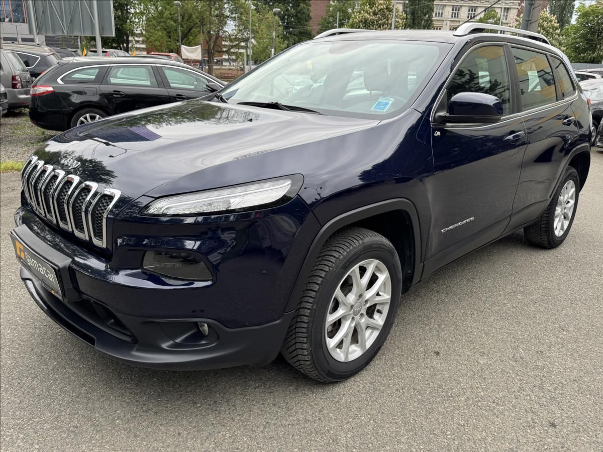 Jeep Cherokee, 2,0 Manual+ 4x4 - fotka 3