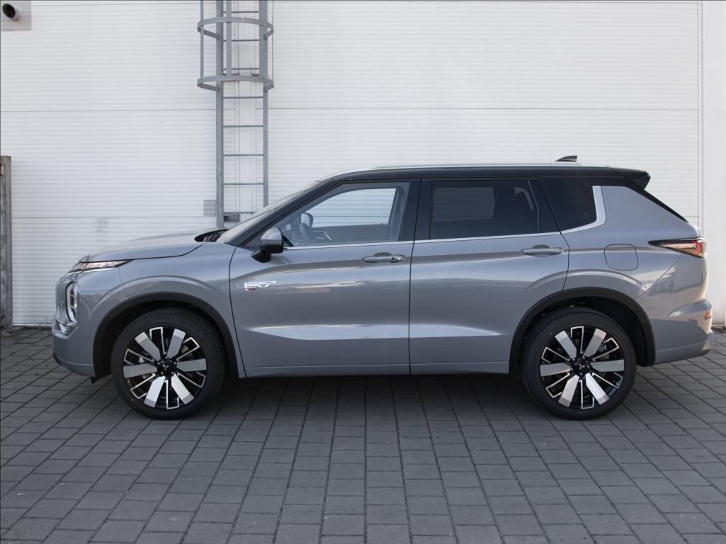 Mitsubishi Outlander, 2,4 PHEV 306k AT 4x4  Instyle+ - fotka 6