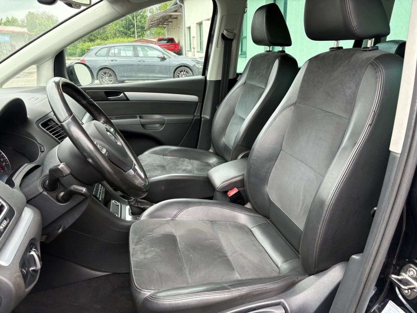 Volkswagen Sharan, 2.0 TDi 125kW DSG kessy - fotka 5