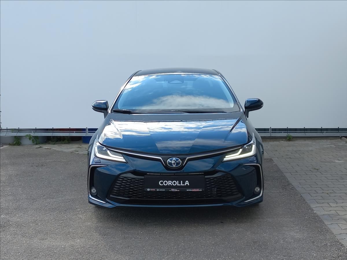 Toyota Corolla, 1.8 Hybrid e-CVT 140k  SD Exec - fotka 4