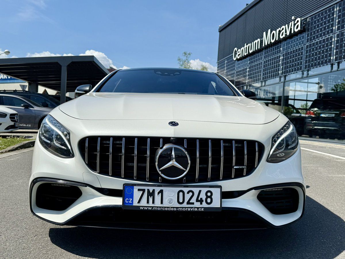 Mercedes-Benz Třídy S, 500 4MATIC kupé - fotka 2