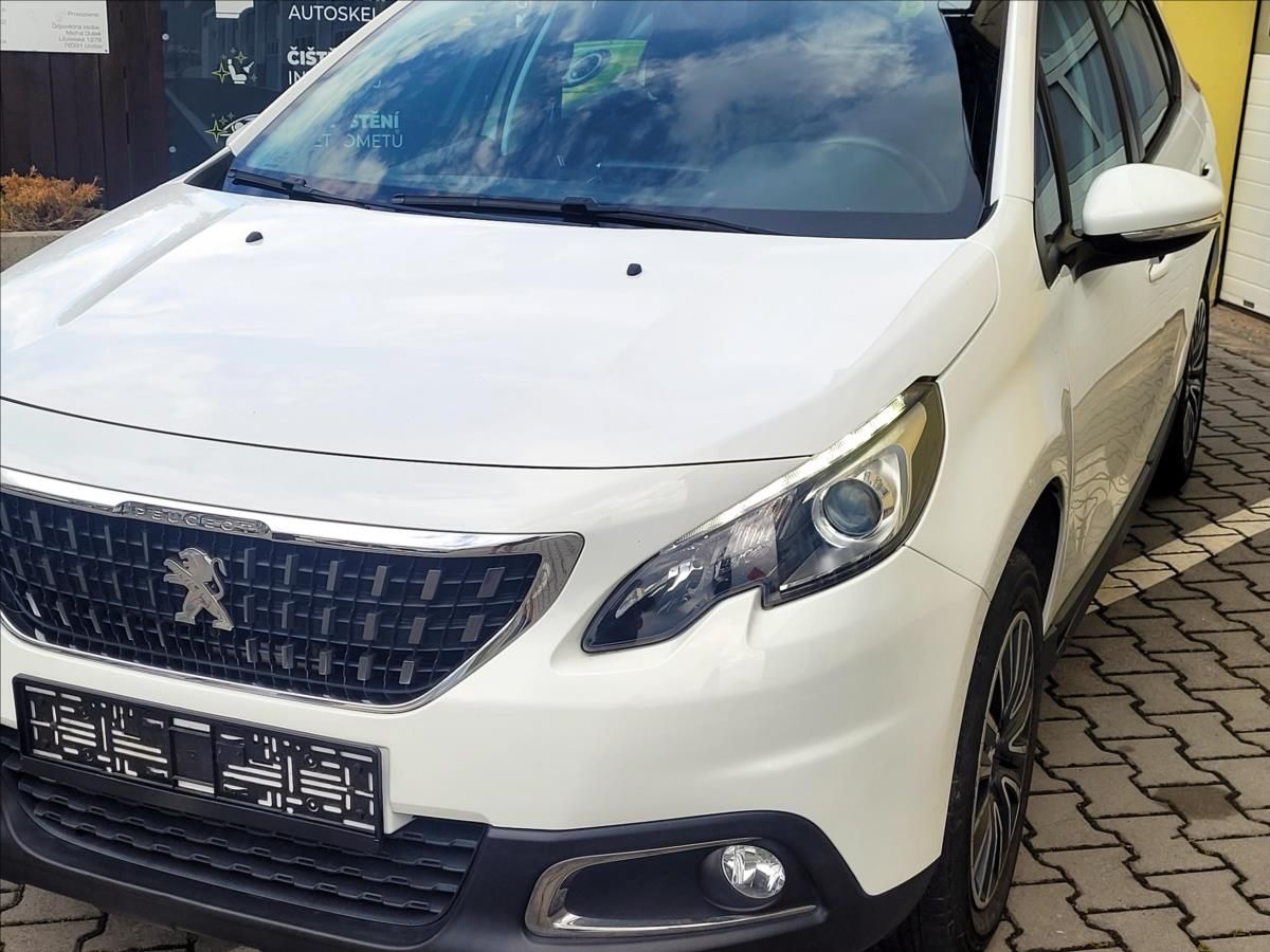 Peugeot 2008, 1,2 MÁLO NAJETO*CZ - fotka 3