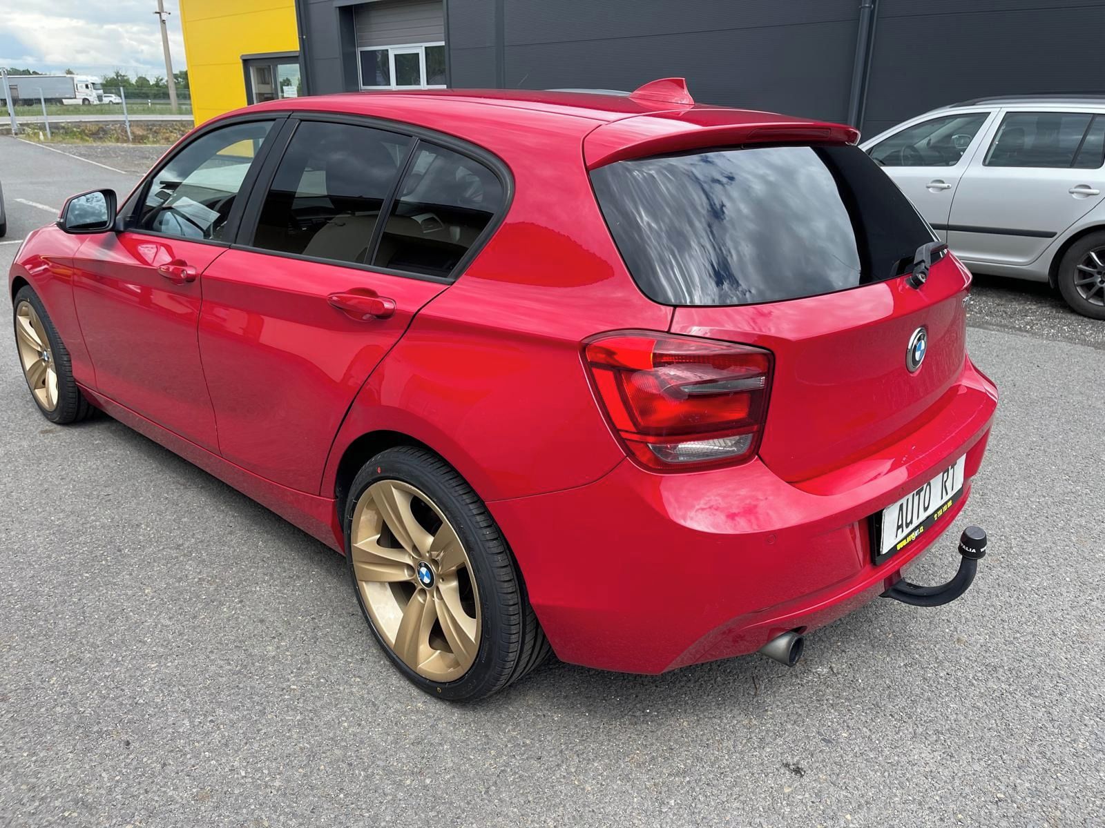 BMW Řada 1, 116i,100kw,nové rozvody - fotka 4
