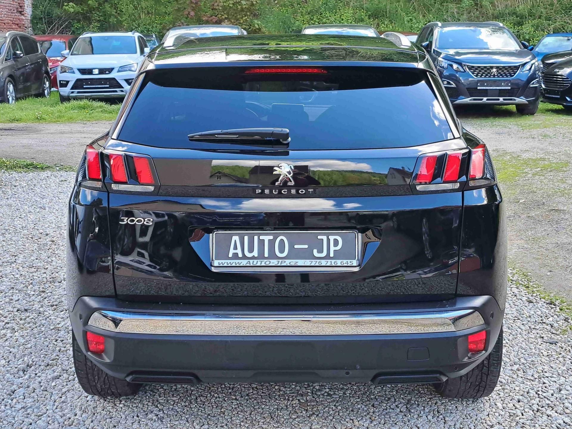 Peugeot 3008, 1,2PT EAT8 LED ALU kamera NAVI - fotka 4