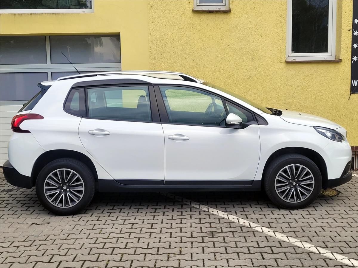 Peugeot 2008, 1,2 MÁLO NAJETO*CZ - fotka 4