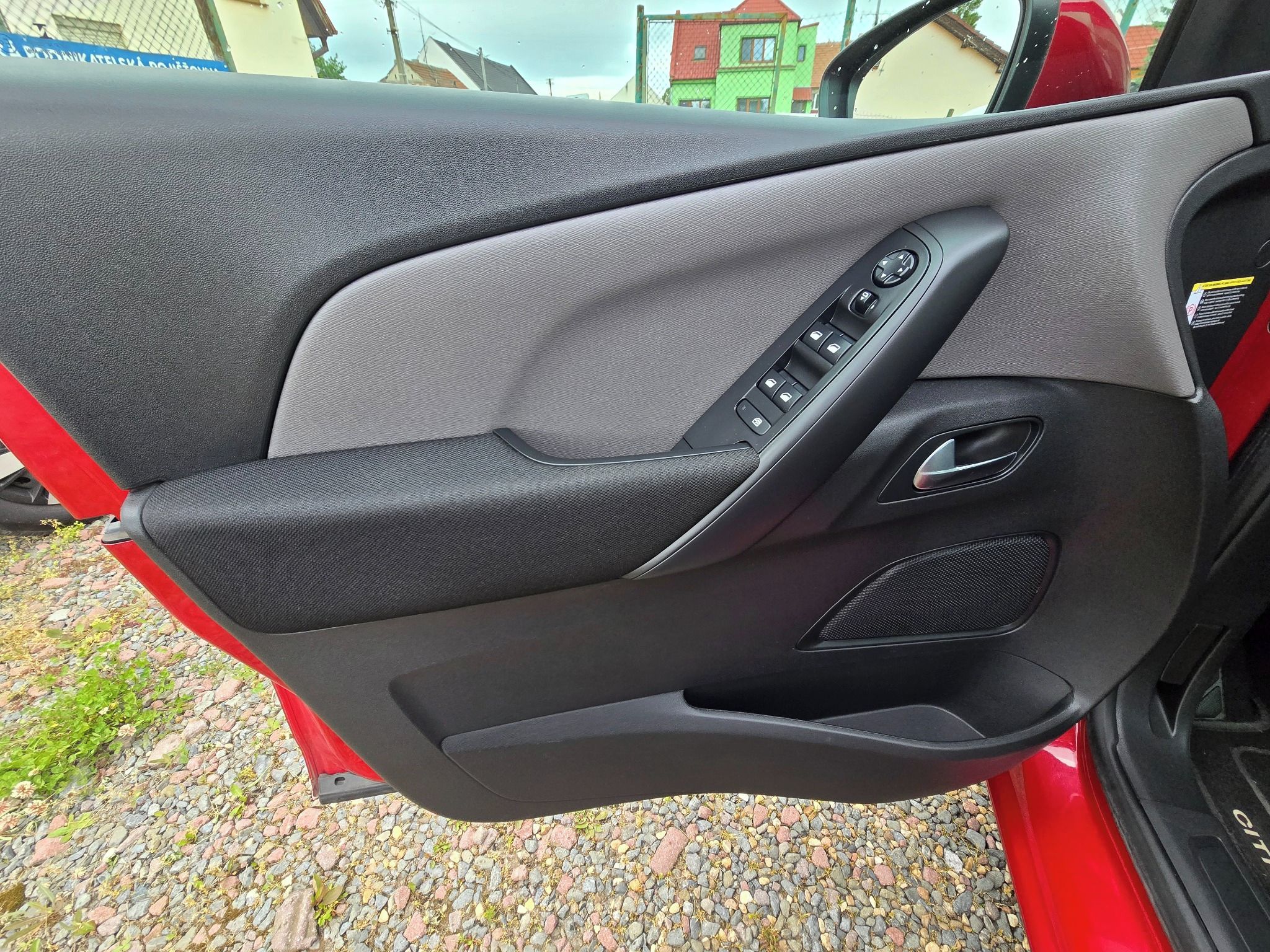 Citroën Grand C4 SpaceTourer, 1,2i 96kW 7míst zálohované - fotka 6