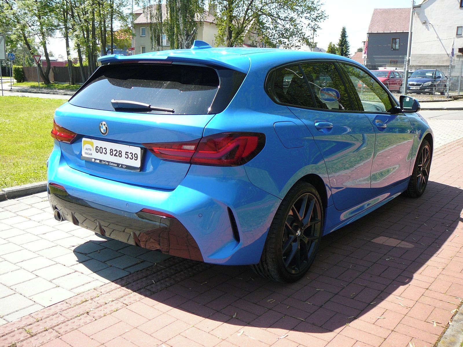 BMW Řada 1, 118i M-Paket SPORT - fotka 6