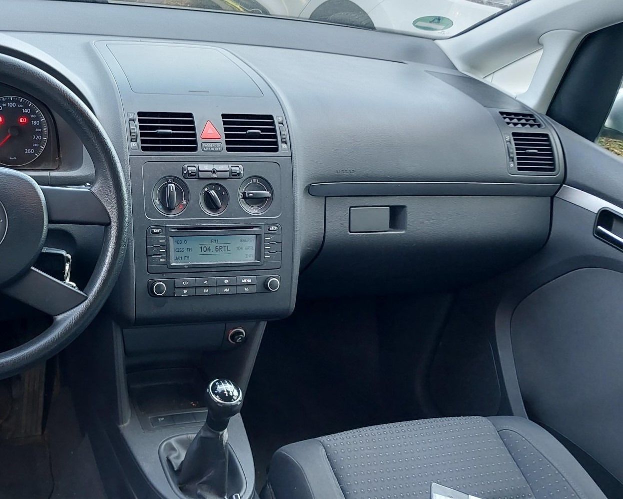 Volkswagen Touran, 1.9 Tdi 74 KW 7-MÍST 213tis km - fotka 4