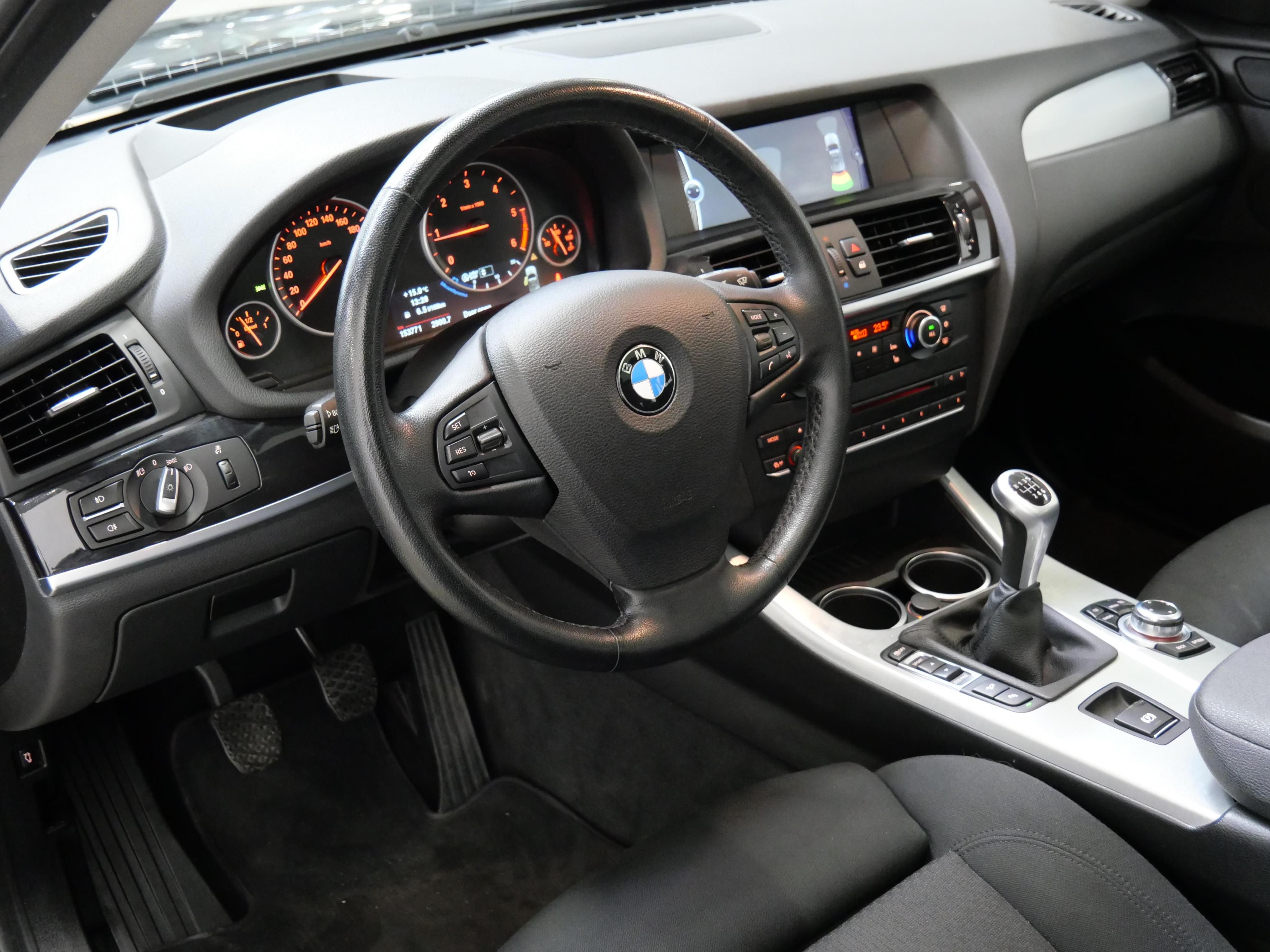 BMW X3, 2.0D 135 kW xDrive - fotka 5