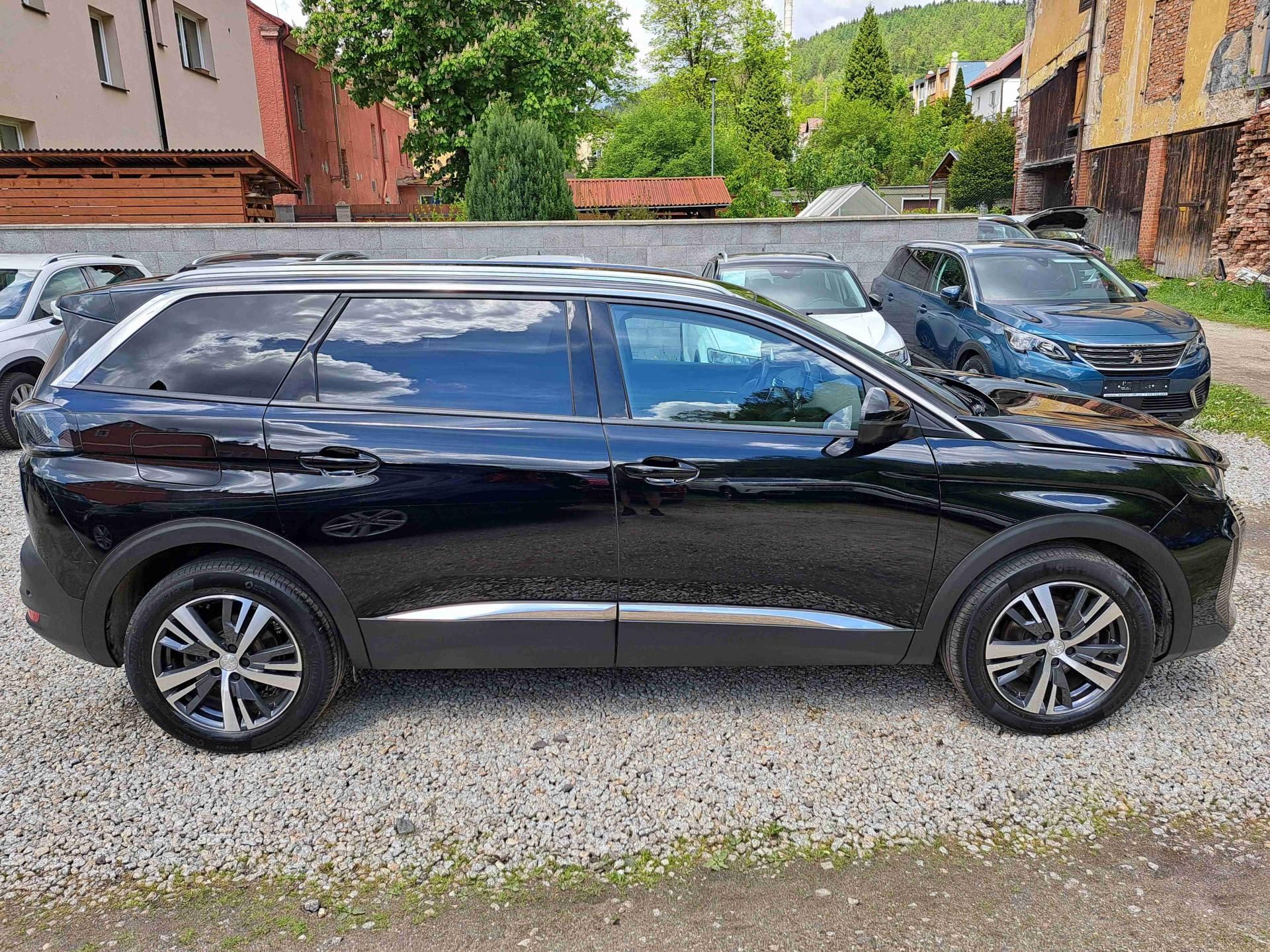 Peugeot 5008, 1,5HDI EAT8 18ALU ALLURE  NAVI - fotka 2